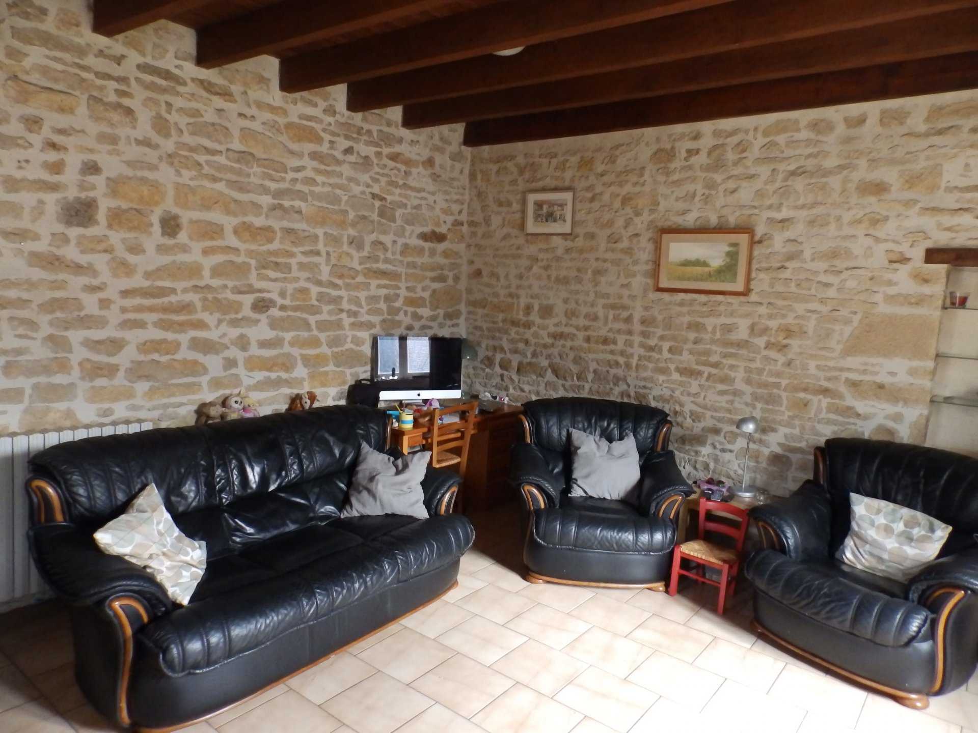 жилой дом в Champagne-Mouton, Nouvelle-Aquitaine 11926593