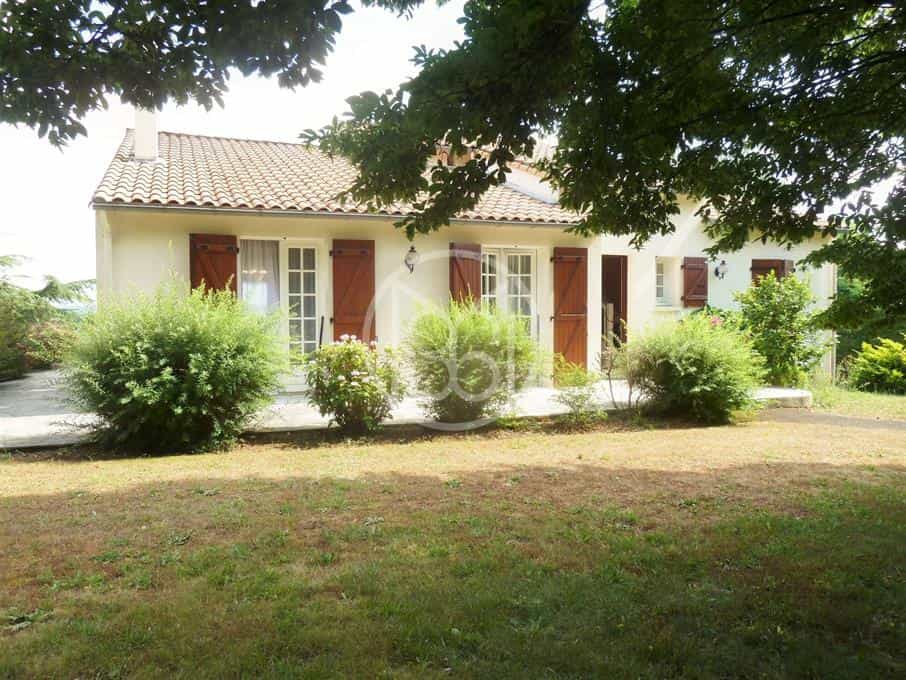 σπίτι σε Saint-Maixent-l'Ecole, Nouvelle-Aquitaine 11929338
