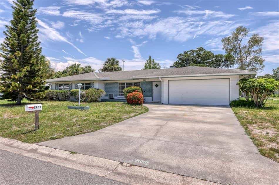 House in Southgate, Florida 11929484