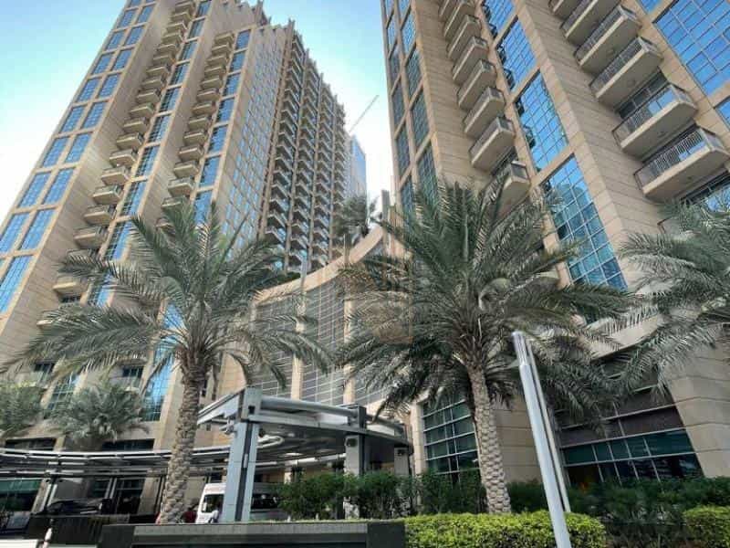 Condominium in Dubai, Dubayy 11929743