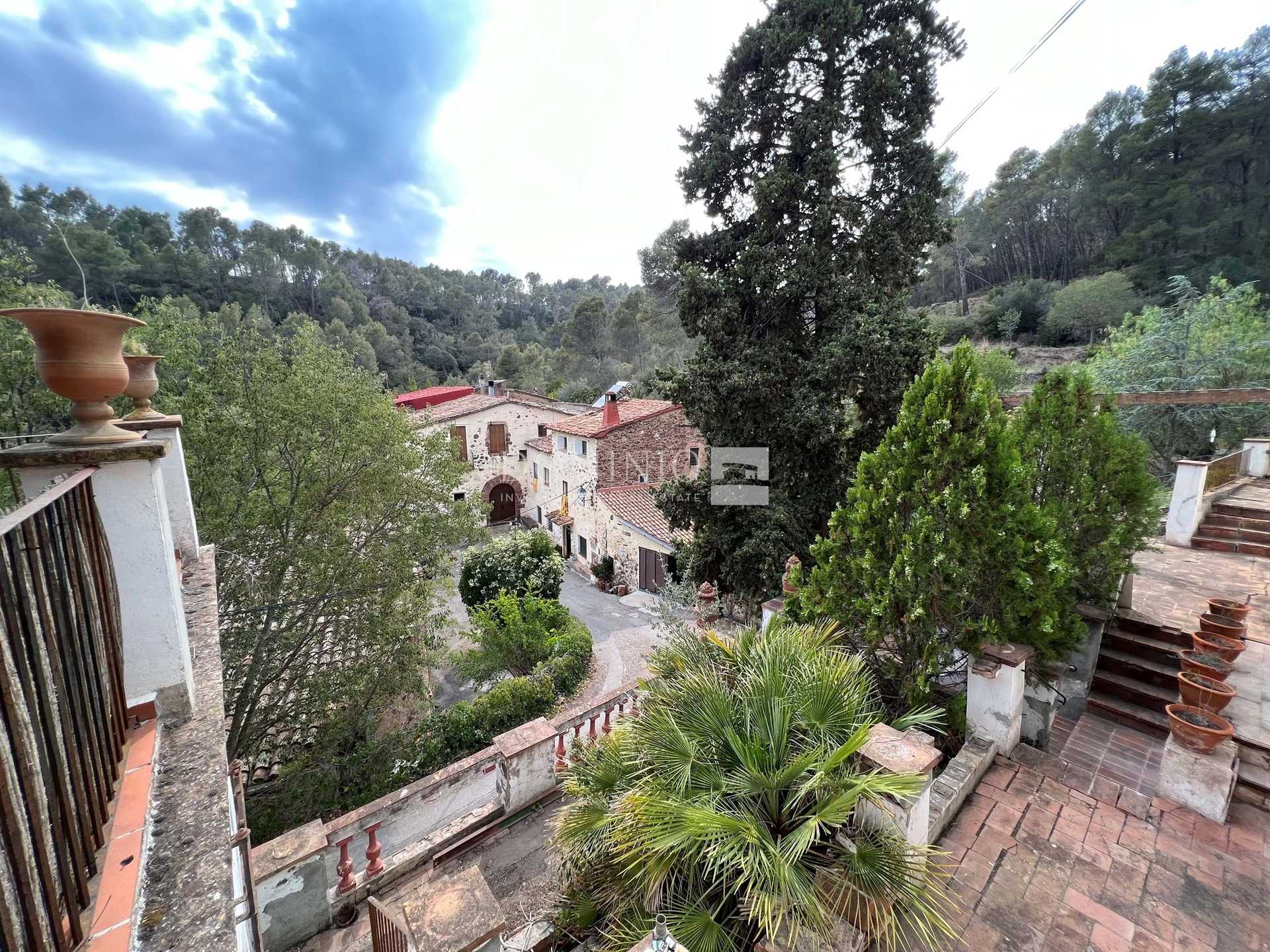 жилой дом в Корбера-де-Льобрегат, Каталония 11929821