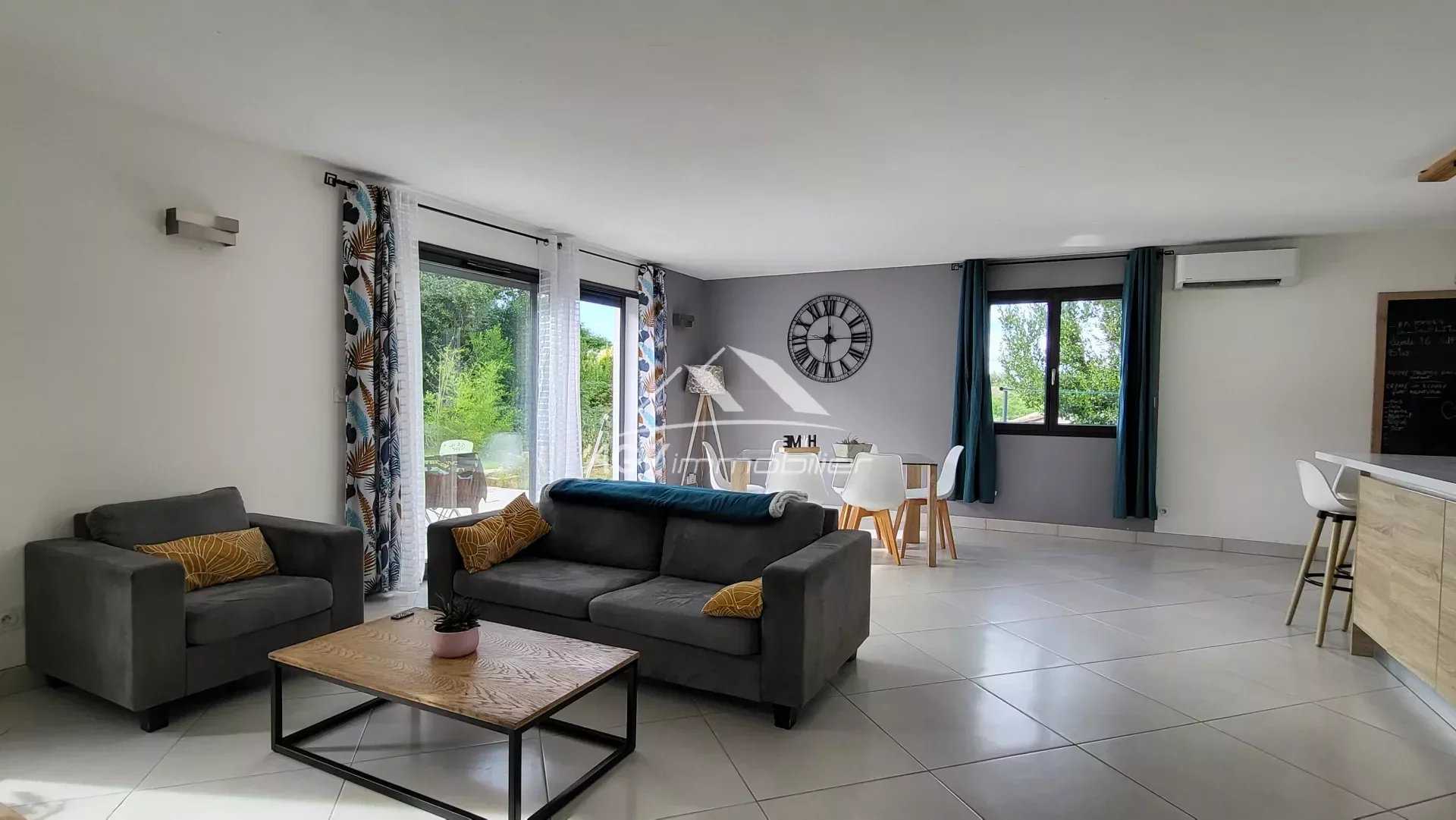 жилой дом в Saint-Privat-des-Vieux, Occitanie 11930361