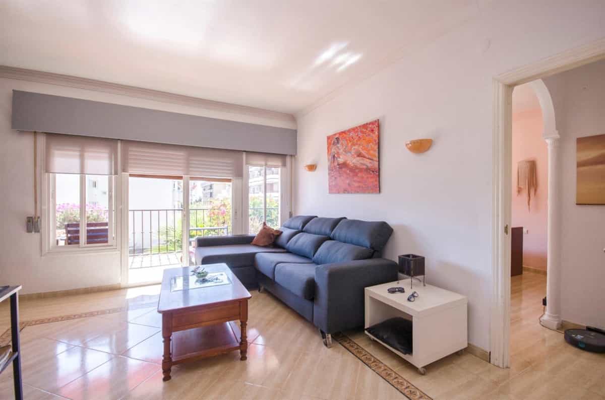 Eigentumswohnung im Marbella, Andalusien 11930551
