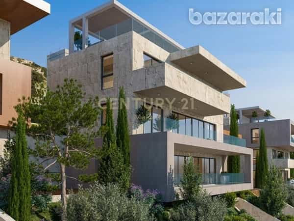 Condominium in Agios Tychon, Larnaka 11931109