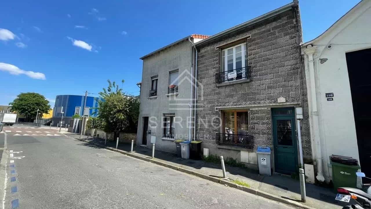 Кілька будинків в Bagnolet, Seine-Saint-Denis 11931200