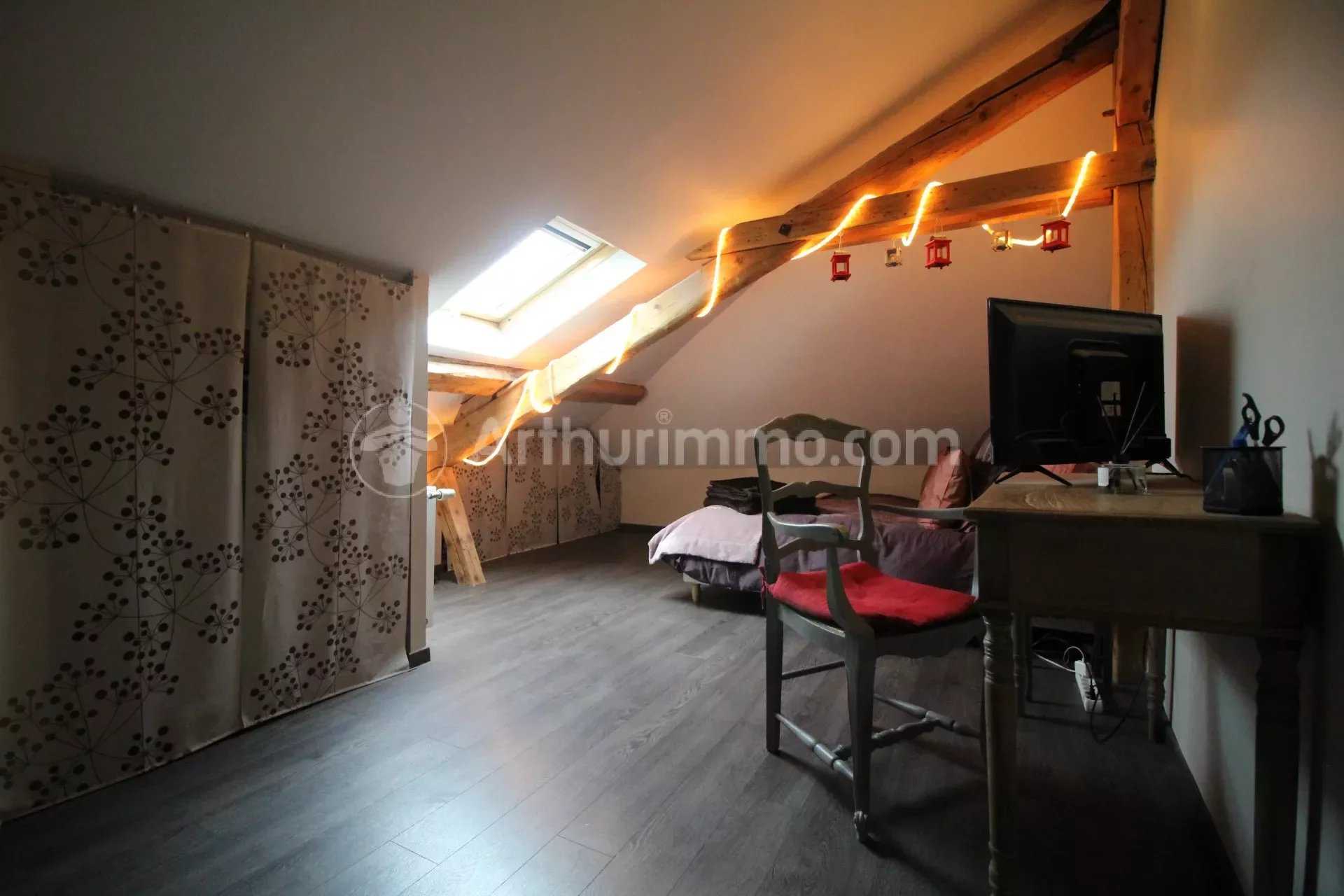 Condominium in Montbeliard, Bourgogne-Franche-Comte 11931204