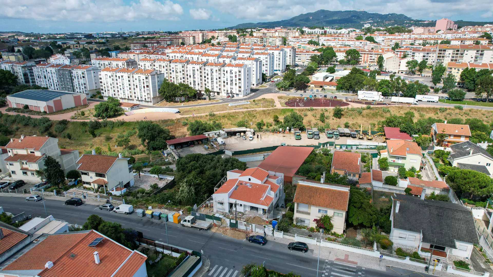 Hus i Rio de Mouro, Lisboa 11931415