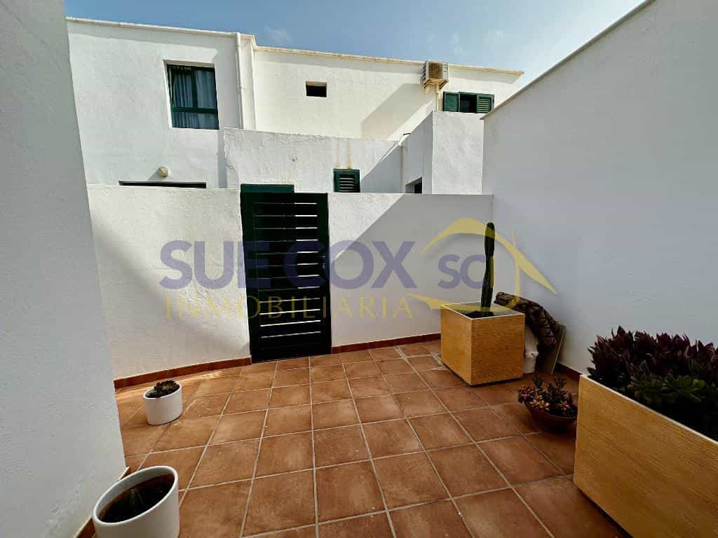 House in Costa Teguise, Canarias 11932145