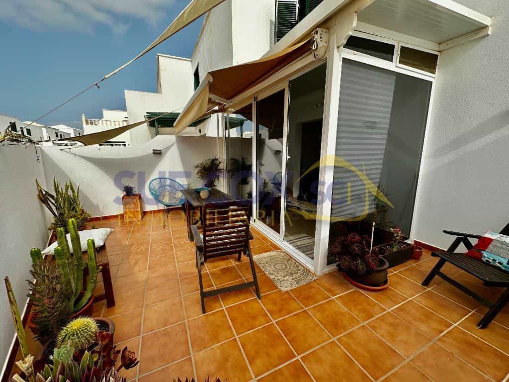 Haus im Costa Teguise, Canarias 11932145