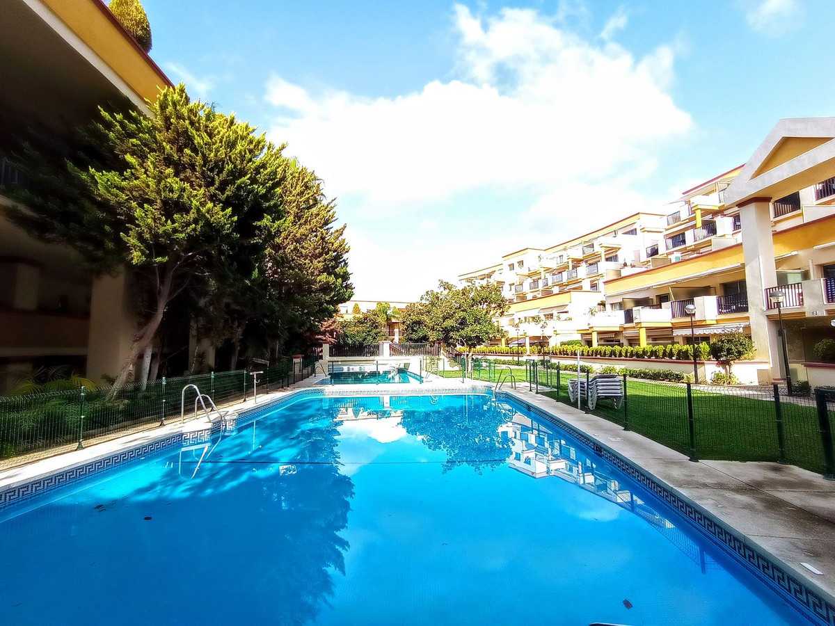 Eigentumswohnung im Marbella, Andalusien 11932310