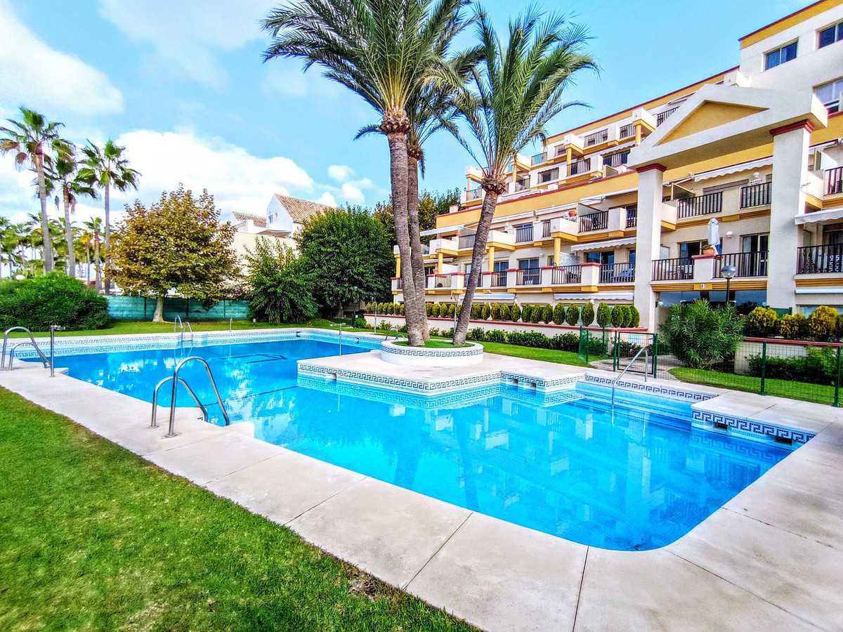 Eigentumswohnung im Marbella, Andalusia 11932310