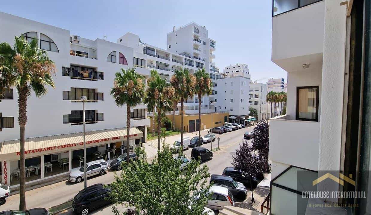 Condominium in Quarteira, Faro 11932592