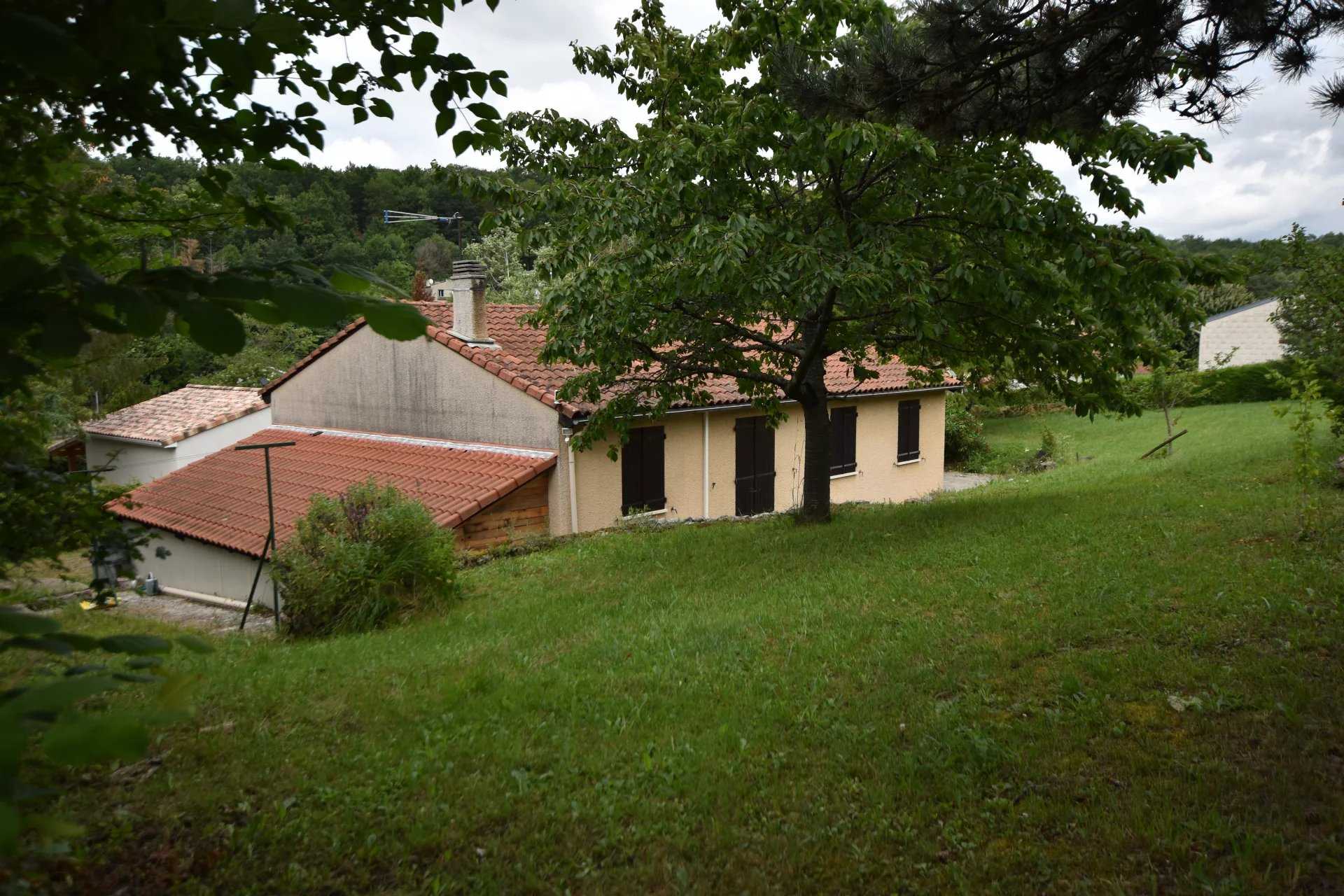 Talo sisään Lavelanet, Ariège 11933372