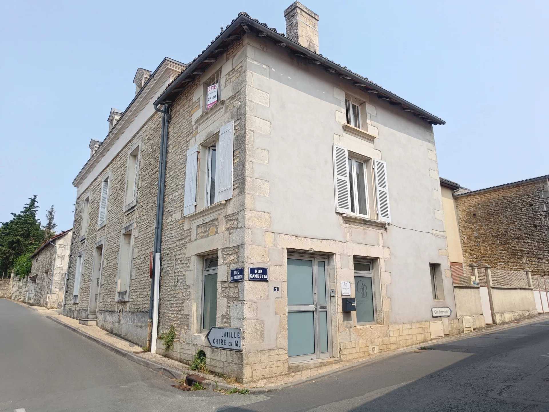 Hus i Vouille, Nouvelle-Aquitaine 11933386