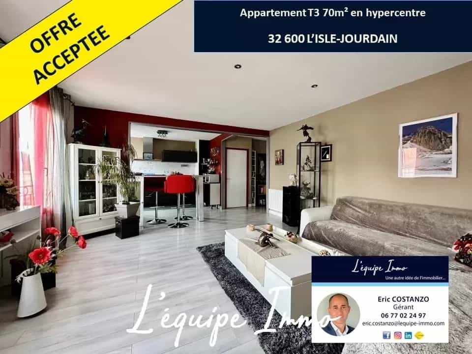 公寓 在 L'Isle-Jourdain, Occitanie 11933407