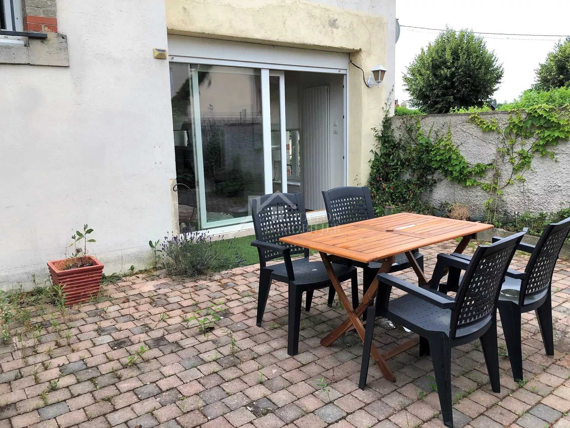 Huis in Nomeny, Meurthe-et-Moselle 11933415