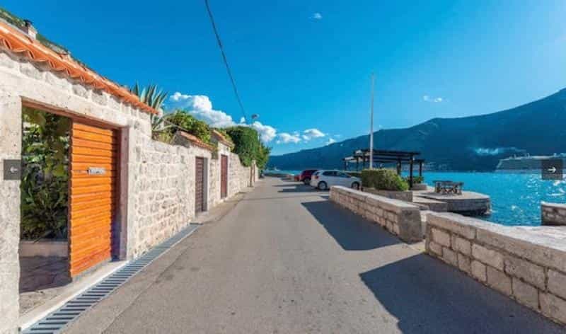 rumah dalam Kotor, Kotor Municipality 11933825