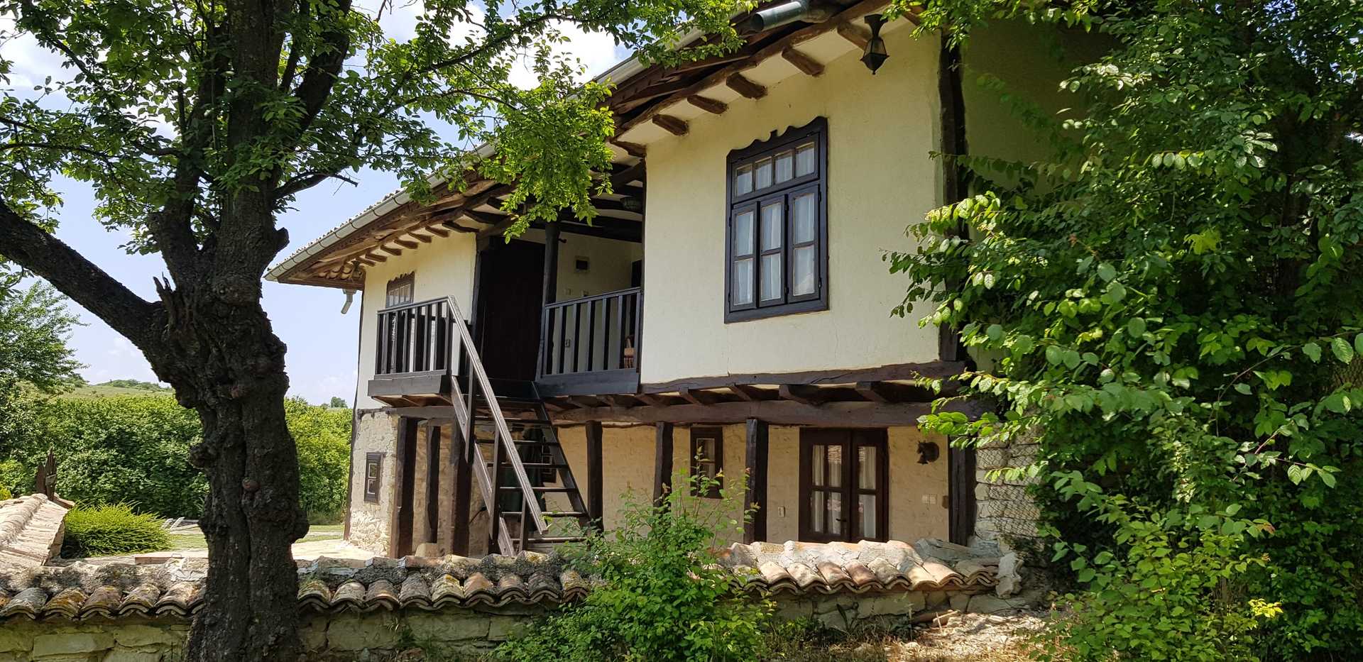 房子 在 Mirovets, Targovishte Province 11933862