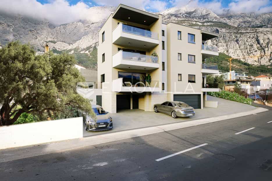 Eigentumswohnung im Makarska, Splitsko-Dalmatinska Zupanija 11933887