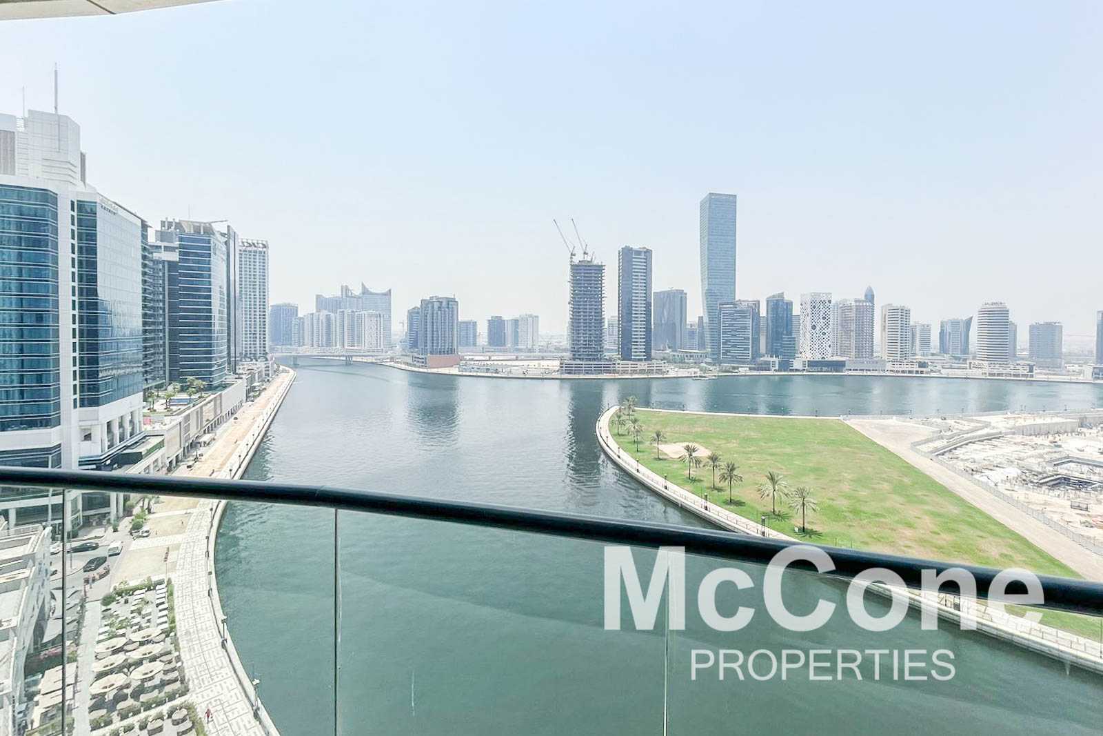 Condominium in Dubai, Dubayy 11934035
