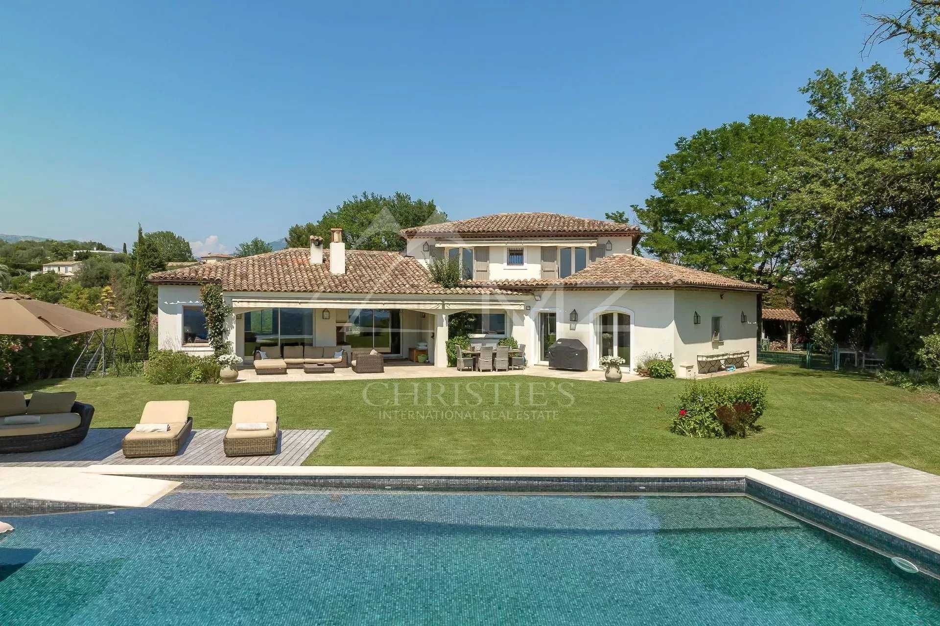Haus im Le Plan-de-Grasse, Provence-Alpes-Côte d'Azur 11934404