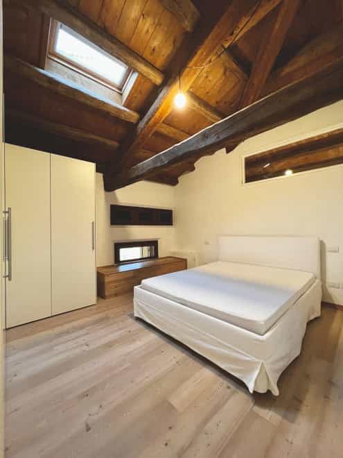 Condominium in Vittorio Veneto, Veneto 11934592