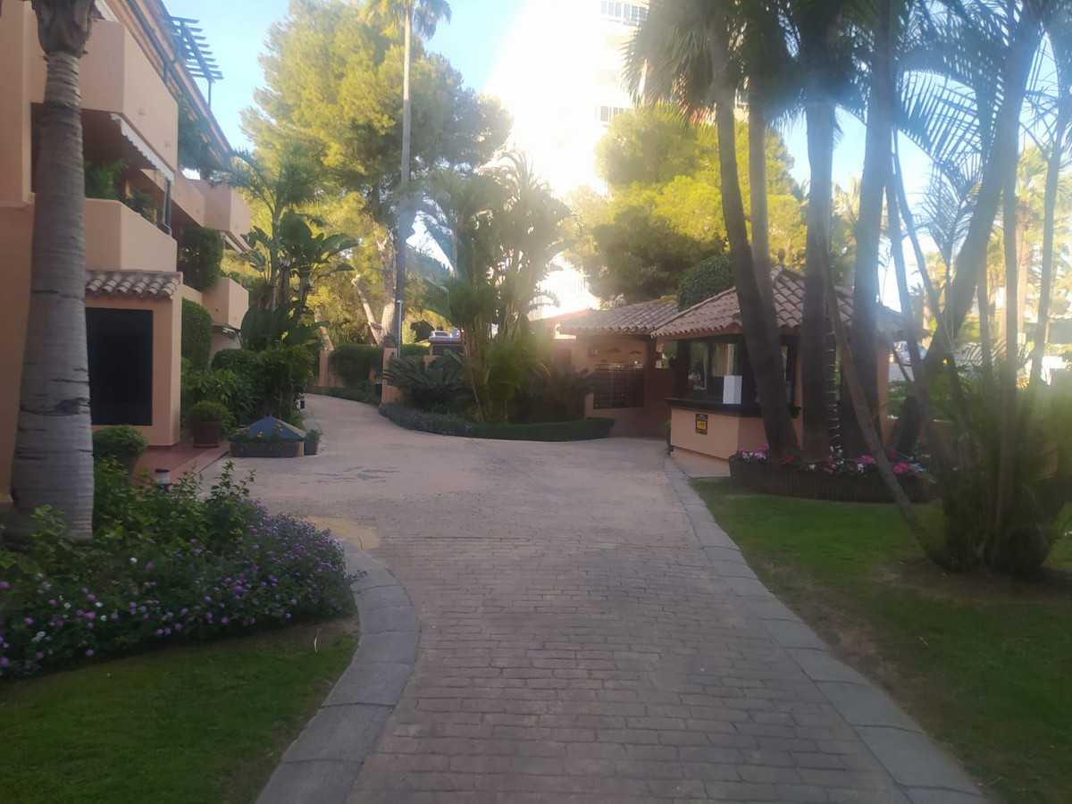 Huis in Marbella, Andalusia 11935071