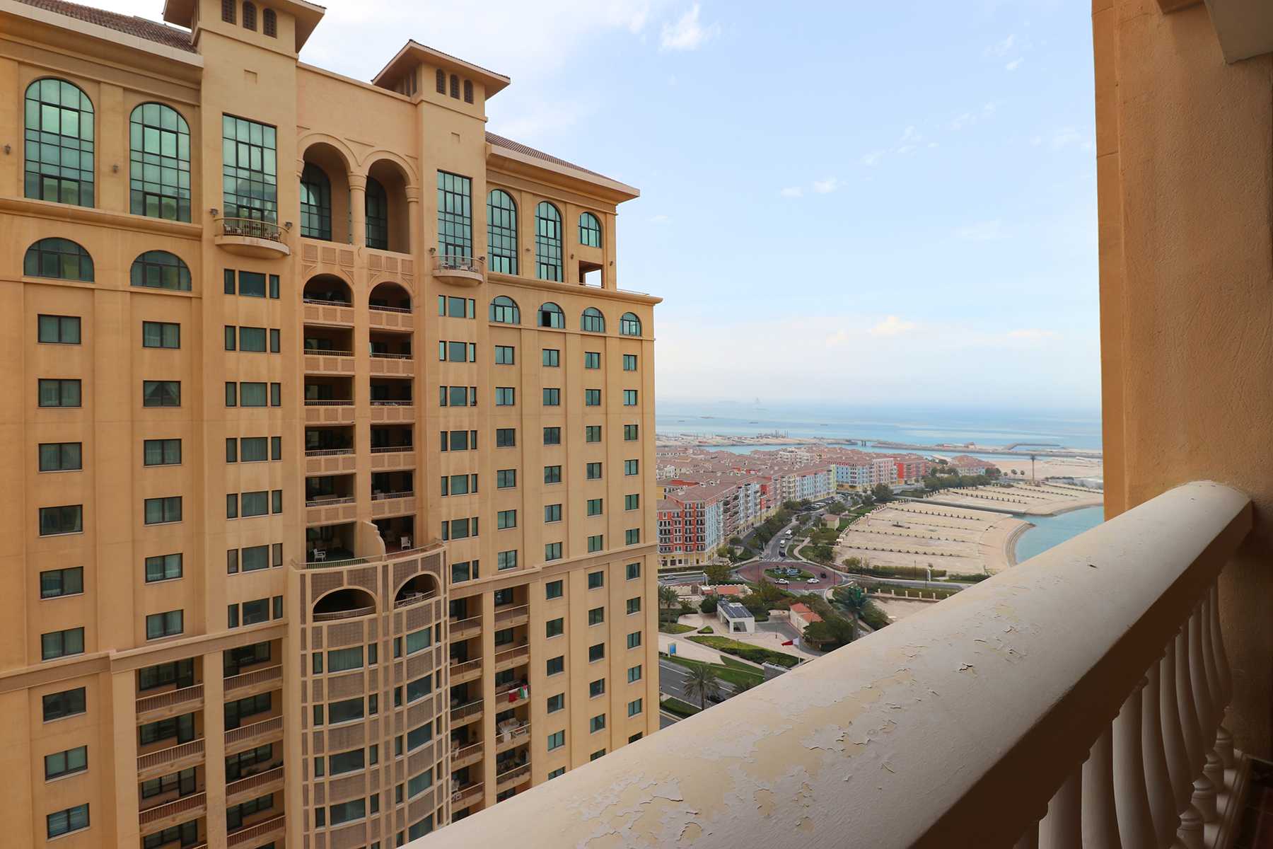Condominium in Doha,  11935110