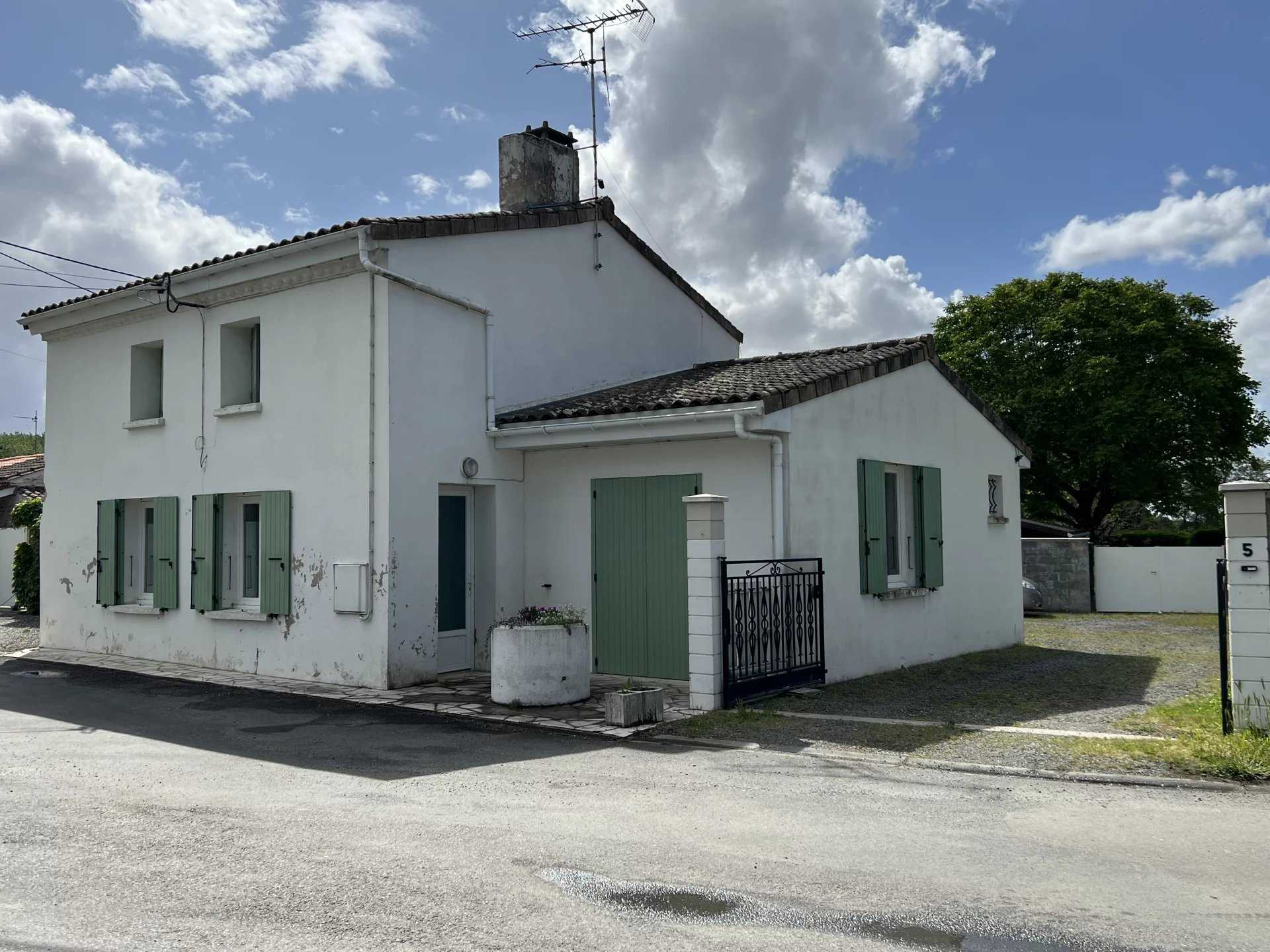 Rumah di Berson, Nouvelle-Aquitaine 11936117