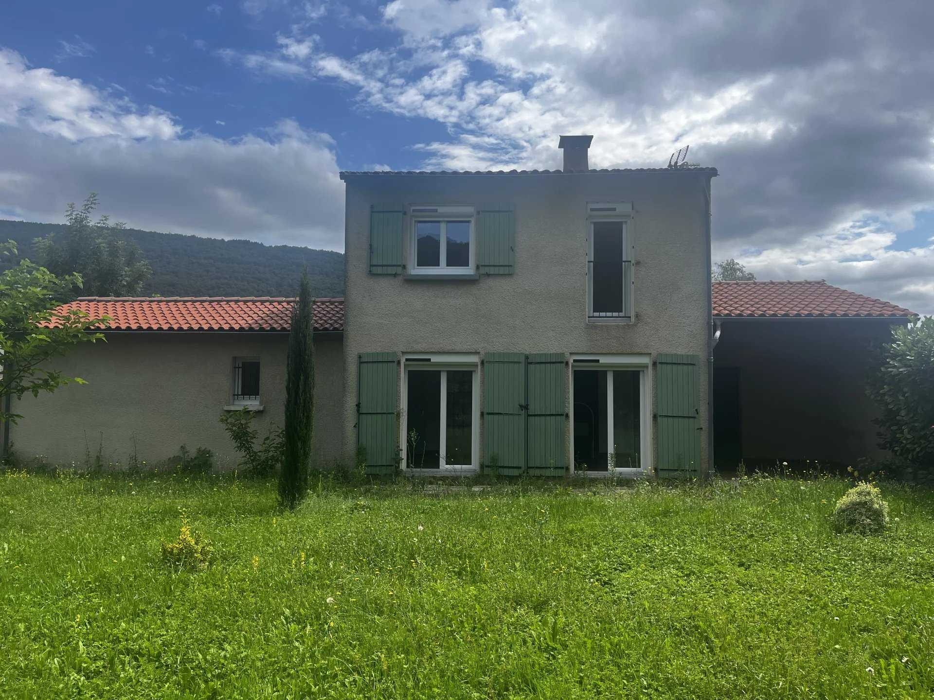 rumah dalam Belesta, Occitanie 11936236