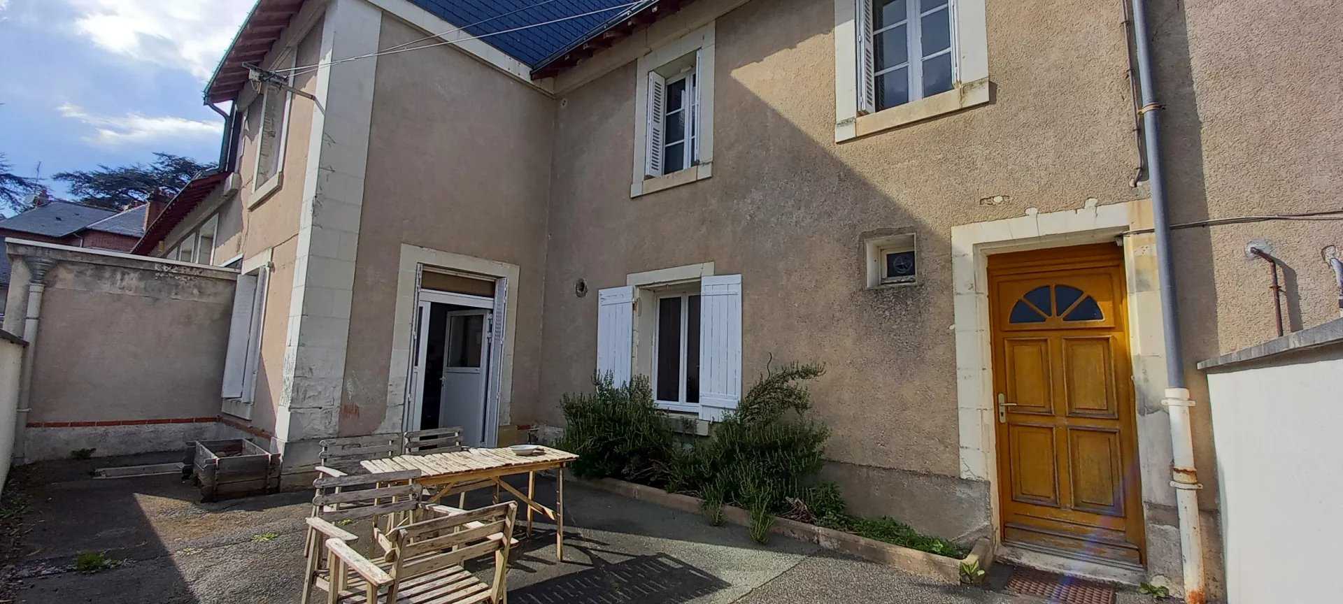 House in Saint-Avertin, Centre-Val de Loire 11936416