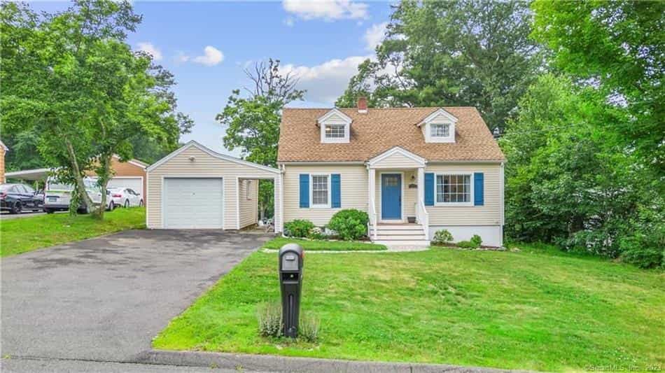 Будинок в Beacon Falls, Connecticut 11936434