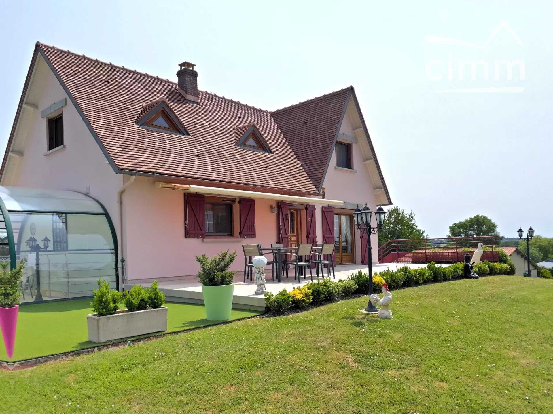 Huis in Quarré-les-Tombes, Yonne 11936456
