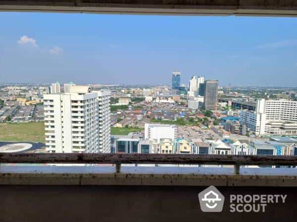 Condominium in , Krung Thep Maha Nakhon 11939424