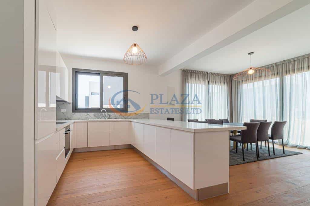 Condominium in Pano Polemidia, Limassol 11947306