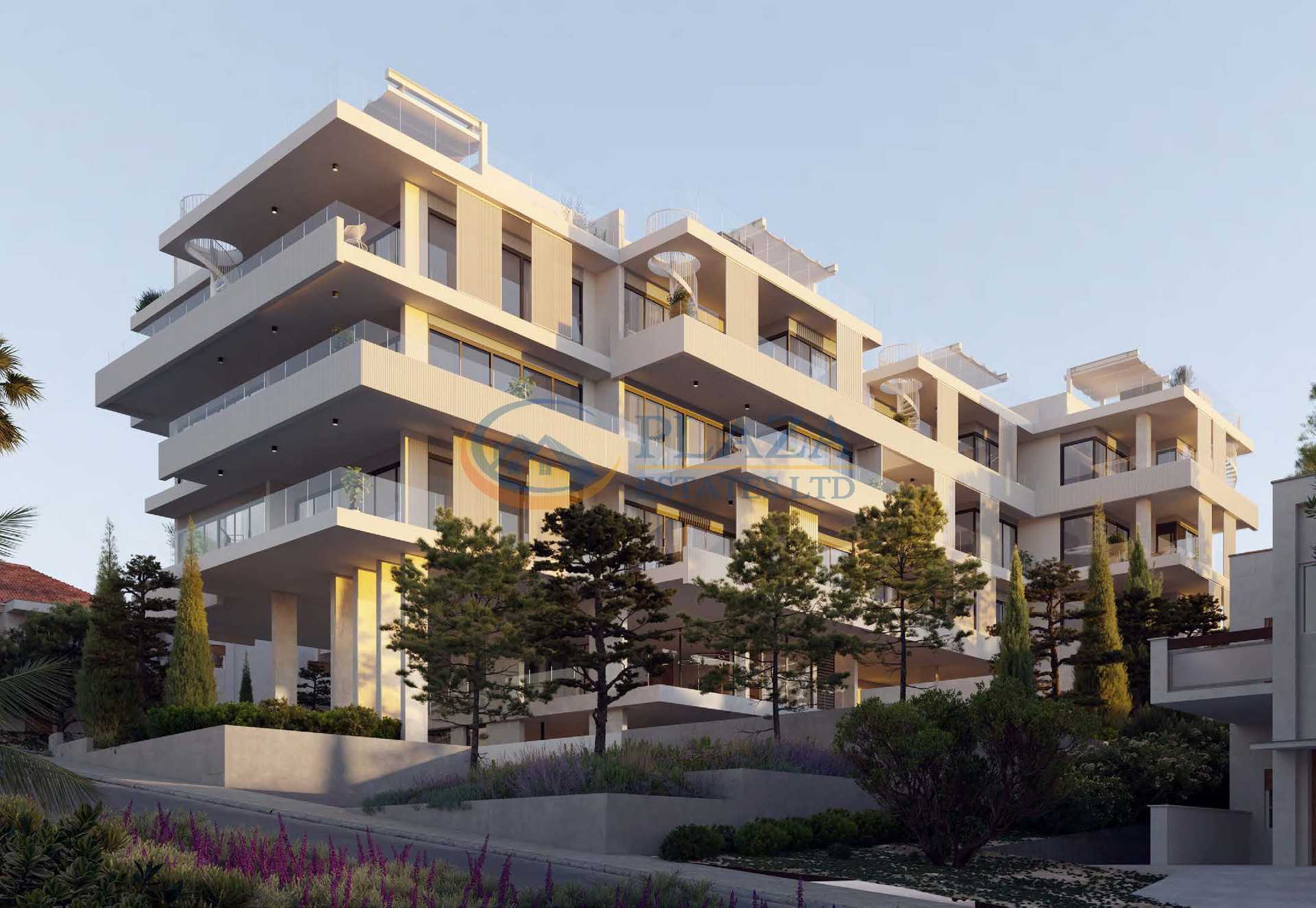 Condominium in Mesa Geitonia, Limassol 11950244