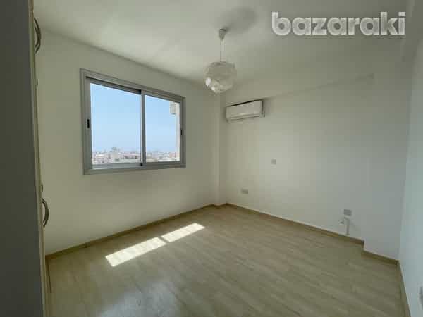 Condominium in Kato Polemidia, Limassol 11953832