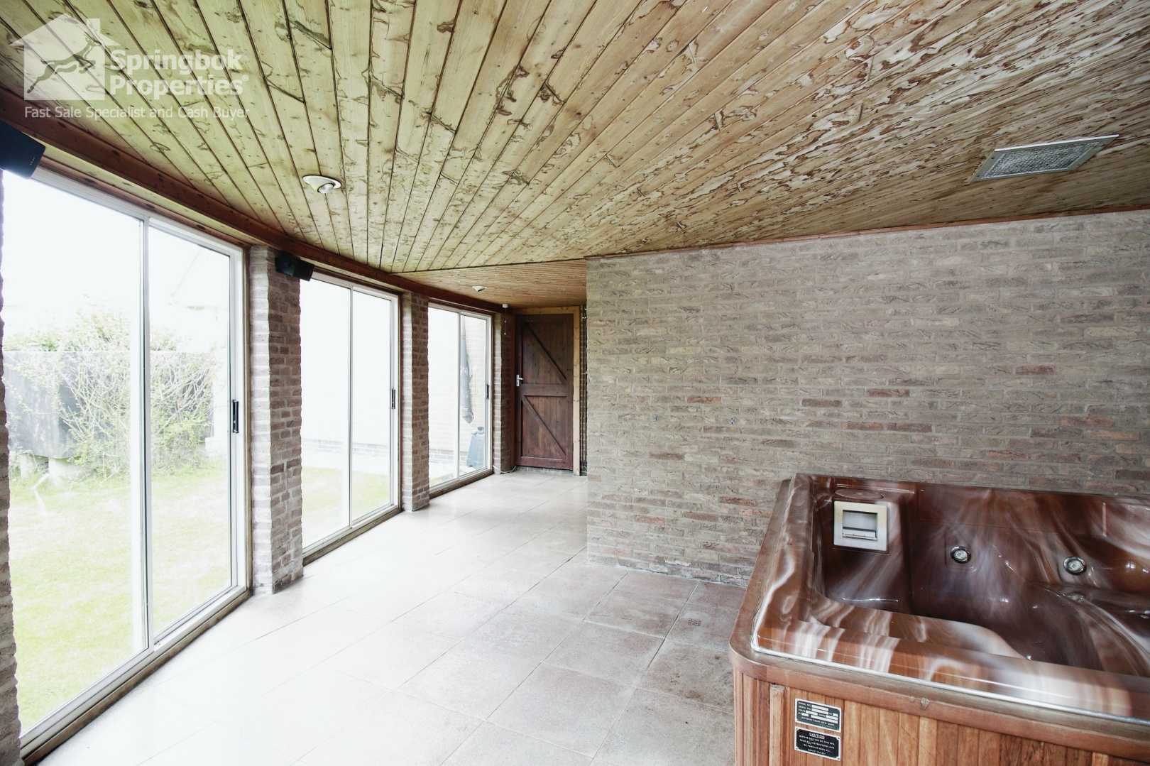 House in , England 11953934