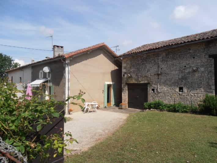 Huis in Chaunay, Nouvelle-Aquitanië 11953967