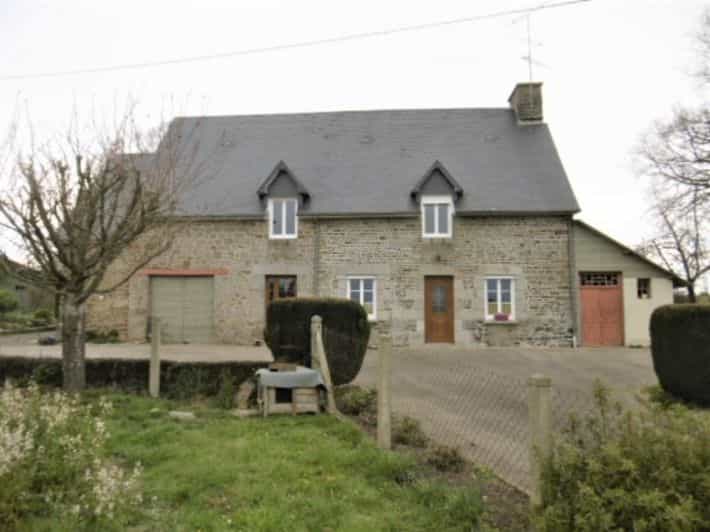 Hus i Juvigny les Vallées, Normandie 11954000