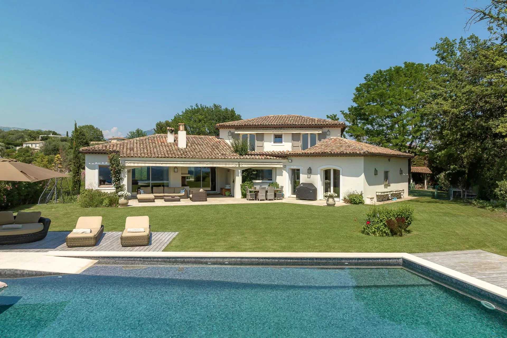 House in Plascassier, Provence-Alpes-Cote d'Azur 11954882