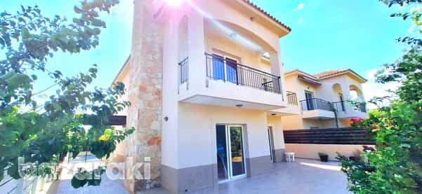 Haus im Agios Tychon, Larnaka 11955850
