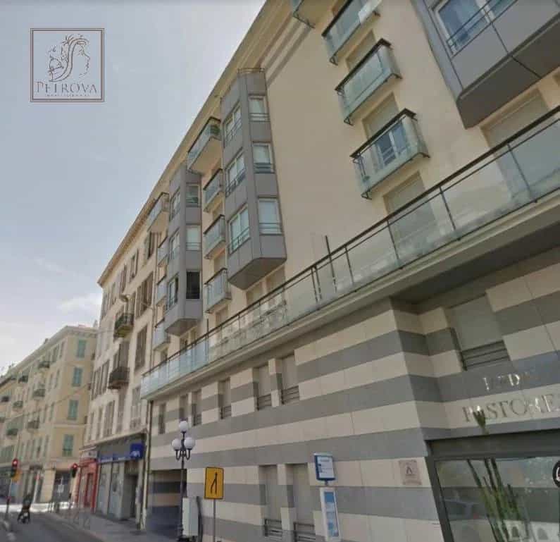 Residentieel in Nice, Alpes-Maritimes 11956840