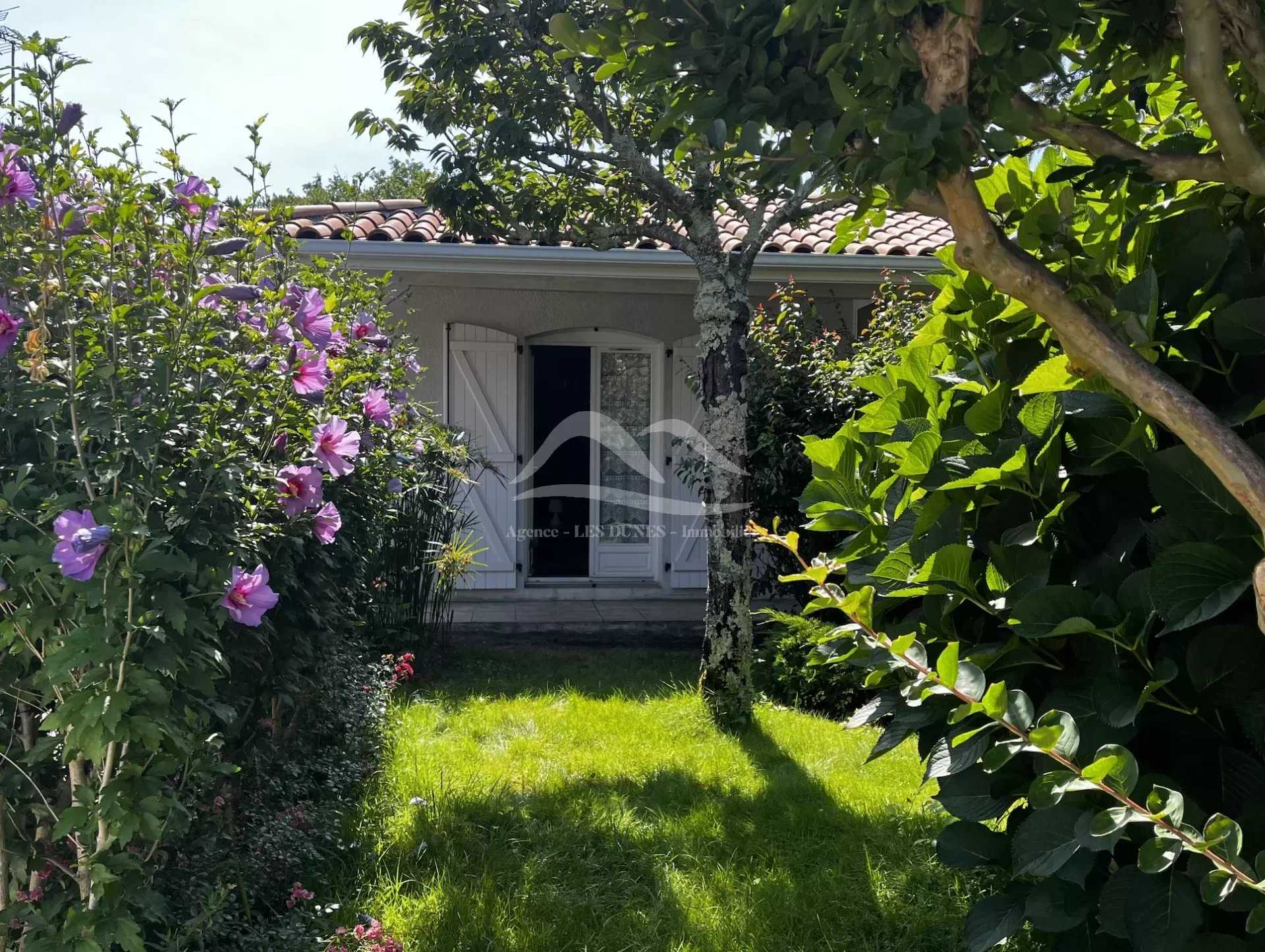 Huis in Biscarrosse, Nouvelle-Aquitaine 11956841