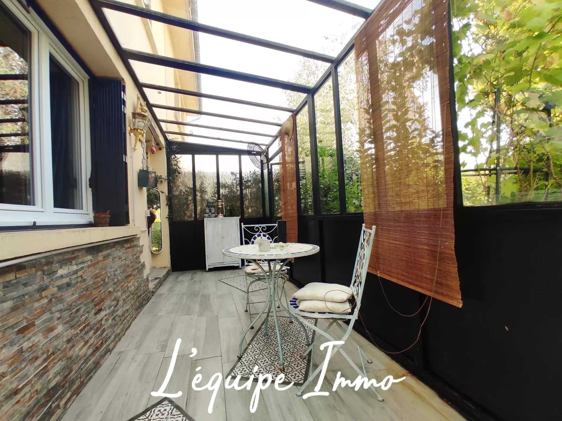 House in Blere, Centre-Val de Loire 11956843