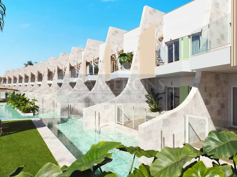 Condominium in Pilar de la Horadada, Valencia 11957350