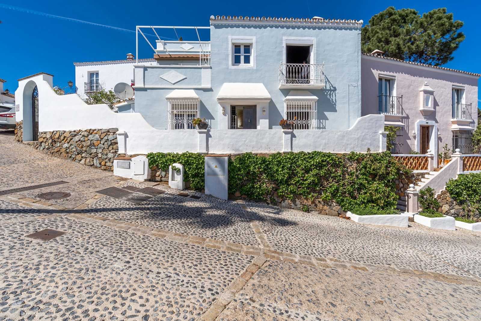 Meerdere huizen in Benahavis, Andalusië 11957658