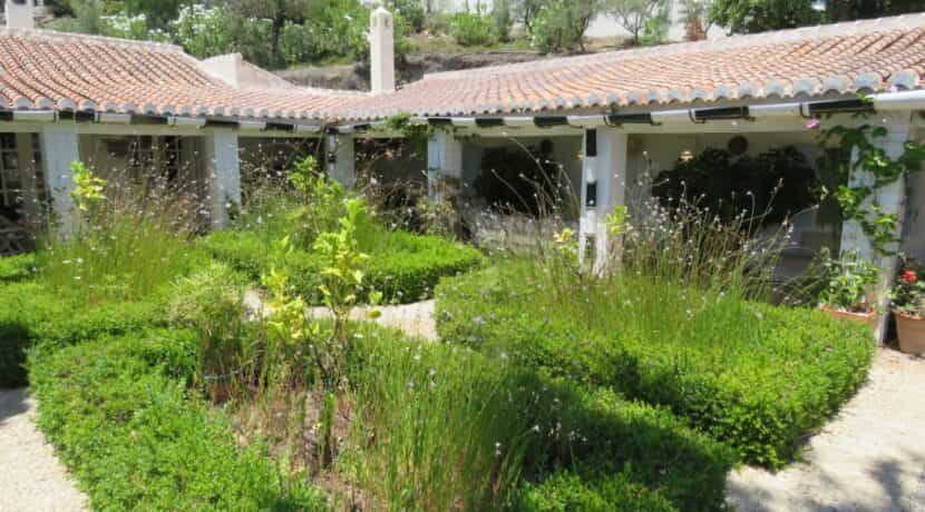 Talo sisään Canillas de Albaida, Andalusia 11958545