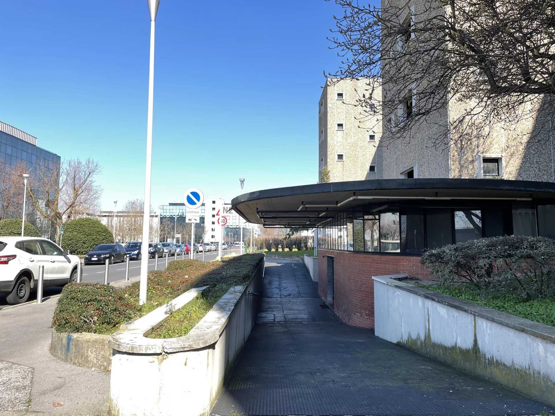 Kantoor in Rozzano, Milano 11959302
