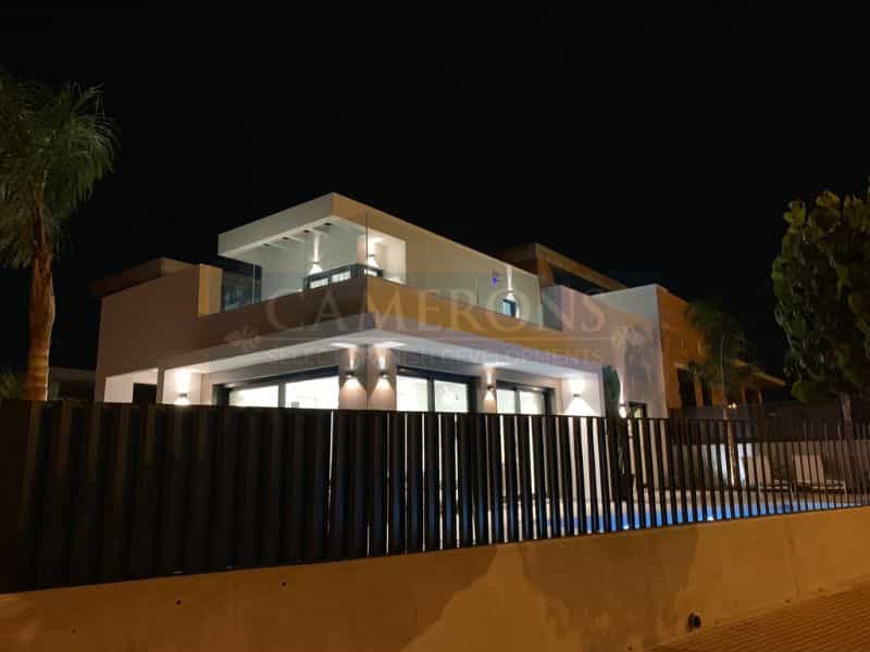 House in Daya Nueva, Valencia 11959429
